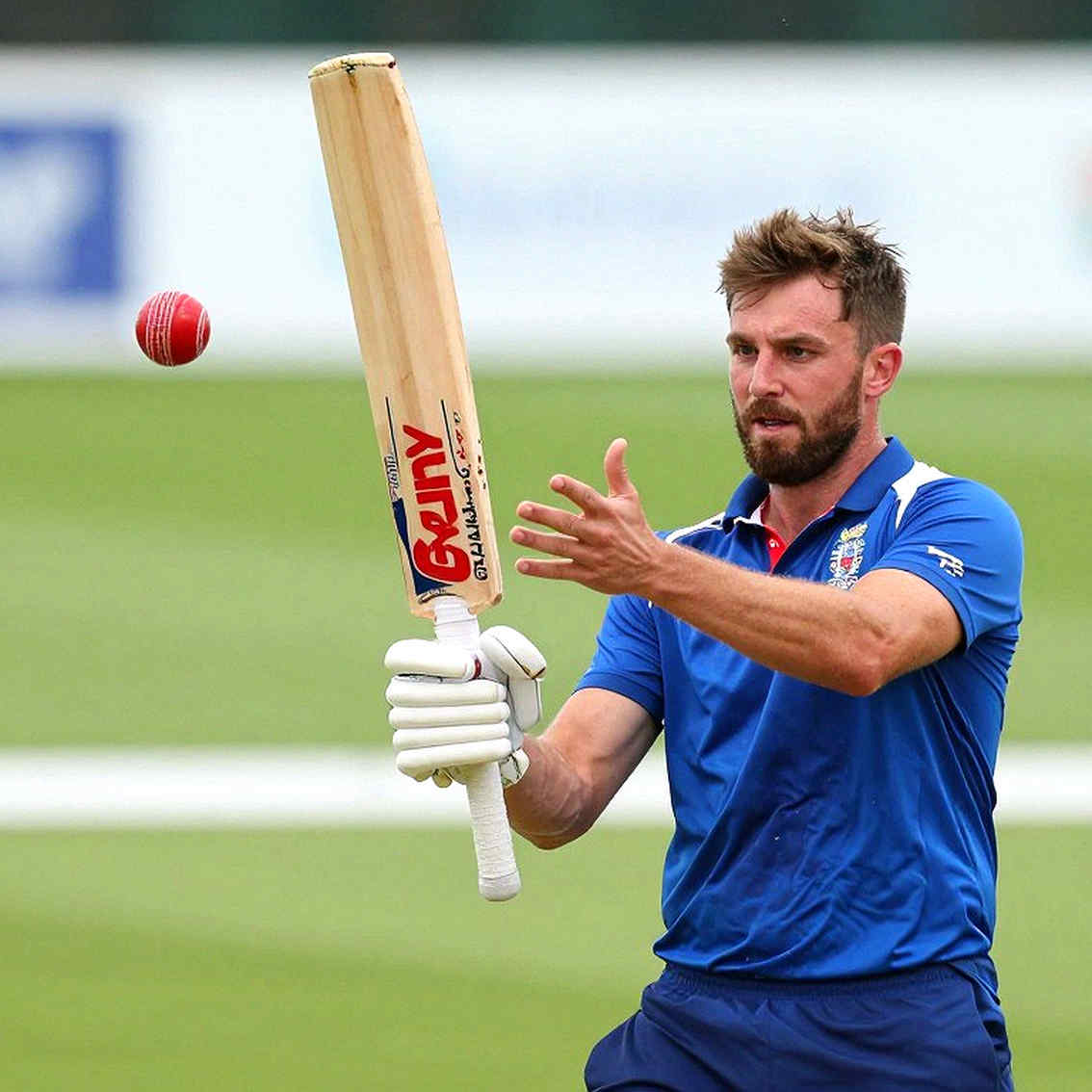 Blockchain in Cricket: DRS Ledgers, Smart Contracts and the Question of Data Ownership in the Transfer Window Blockchain in Cricket: DRS Ledgers, Smart Contracts and the Question of Data Ownership in the Transfer Window