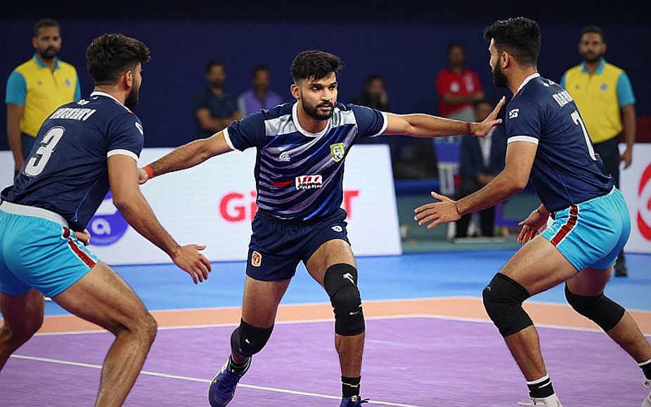 ৪৮-২৪: ভারতীয় নারী কাবাডির শক্তি আর সেই শক্তির ওপরে চেপে থাকা কাঠামোগত দুর্বলতা